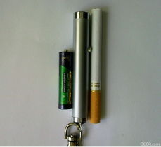 1.5V供電的綠光筆 為何一節七號電池驅動的教鞭成為教學利器