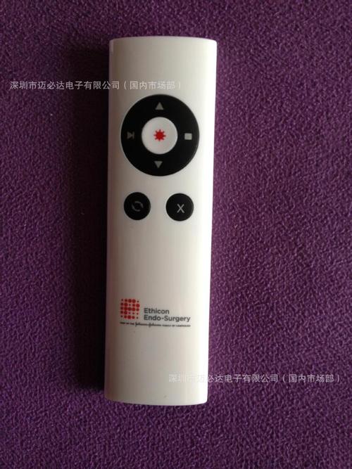 擺脫講臺束縛，這位‘隱形助理’讓課堂演示‘指’引精彩——深圳智造卡片式PPT翻頁器深度體驗